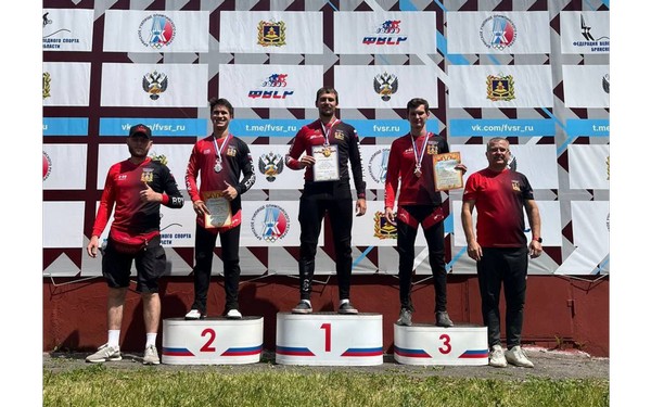 В Брянске прошёл чемпионат ЦФО среди велосипедистов-экстремалов 