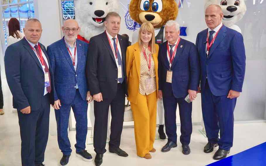 Спортивные достижения Брянской области были продемонстрированы на Петербургском экономическом форуме