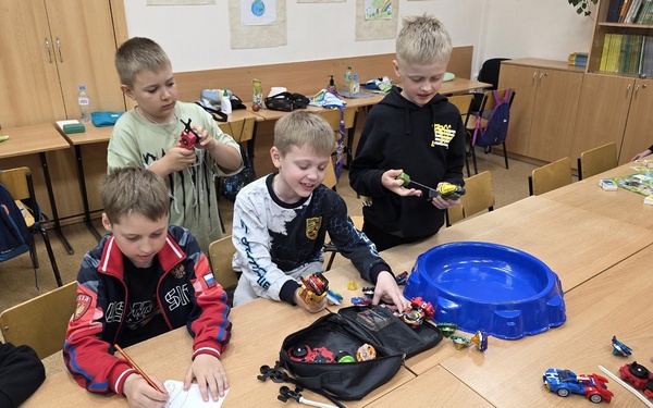 В Брянске начали свою работу пришкольные лагеря дневного пребывания