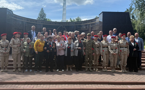 На брянской «Партизанской поляне» состоялся памятный митинг