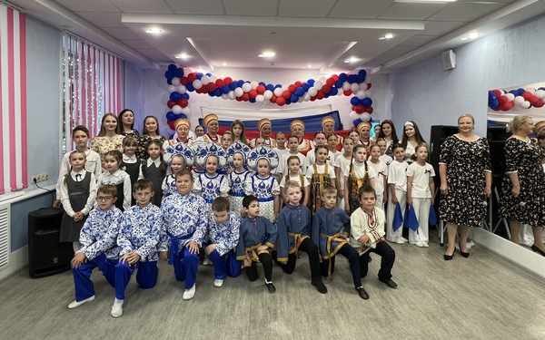 В Антоновском сельском клубе прошел концерт, посвященный Дню России