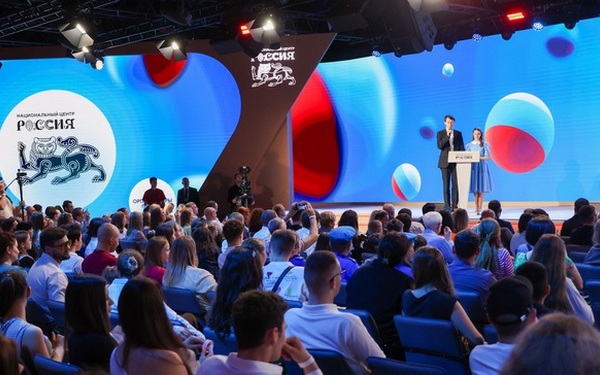 Брянская школьница вошла в число победителей Международного конкурса «Расскажи миру о своей Родине»