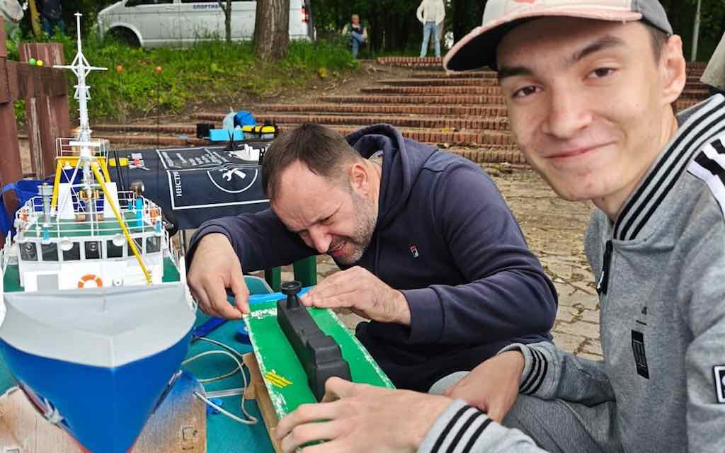 На международных состязаниях по судомоделированию представитель Брянской области удостоился бронзовой награды