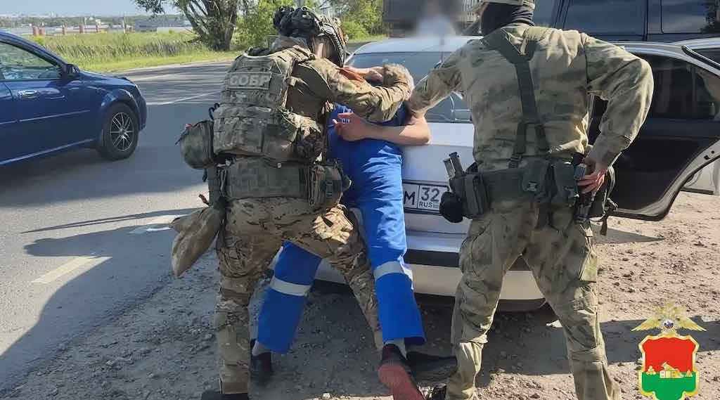 В Брянске задержали группу мошенников под видом газовщиков