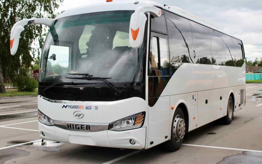 Новый автобус приобрели для спортшколы в Суземке Брянской области