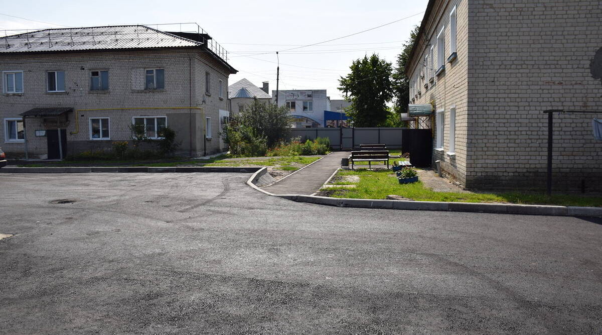 В Климово обновили четыре двора