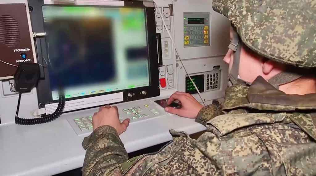 Брянский губернатор призвал жителей не снимать работу ПВО