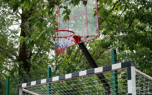 Новые спортплощадки построят возле образовательных учреждений в Брянске