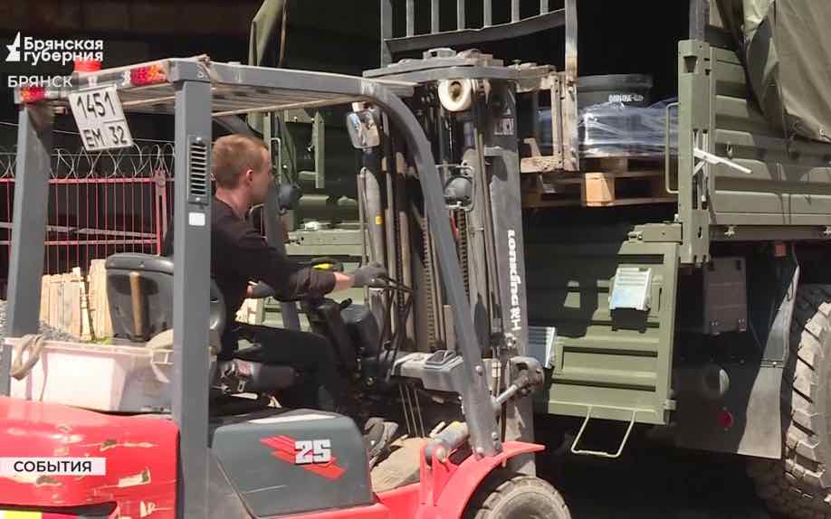 Брянские активисты «Народного фронта» оказали поддержку участникам СВО