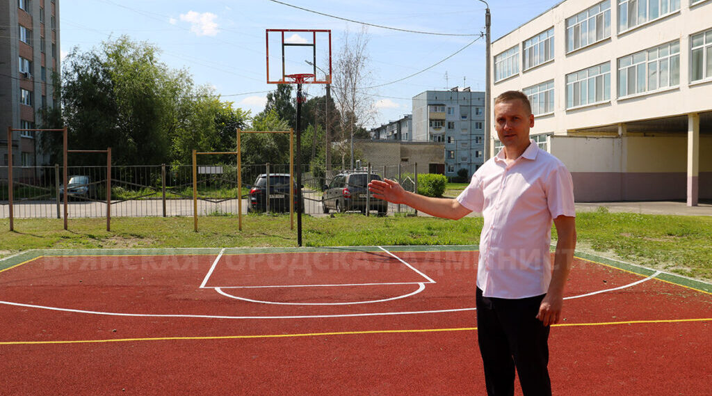 В рамках инициативного бюджетирования улучшается инфраструктура брянских школ