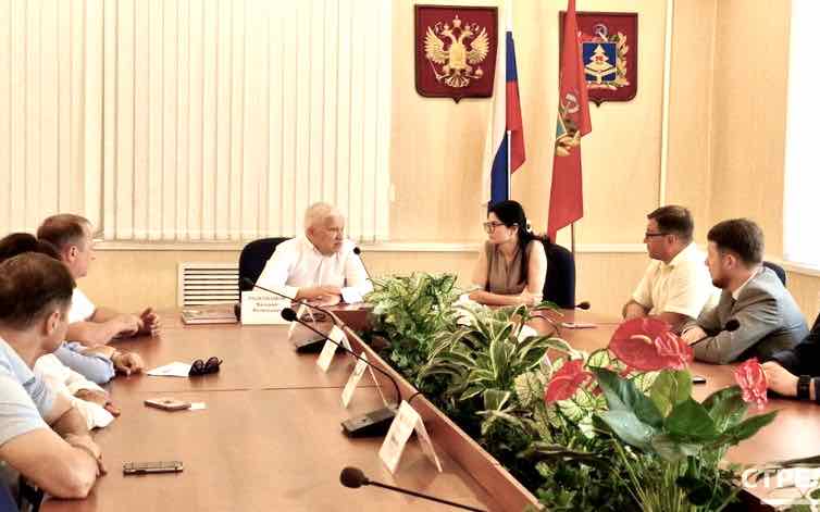 Член совета при Президенте РФ провела встречу с брянской Общественной палатой