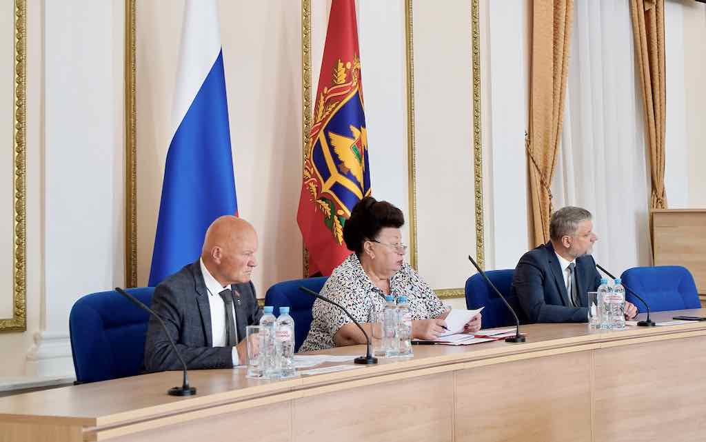 В Брянской области обсудили ситуацию с проектом «Жильё»