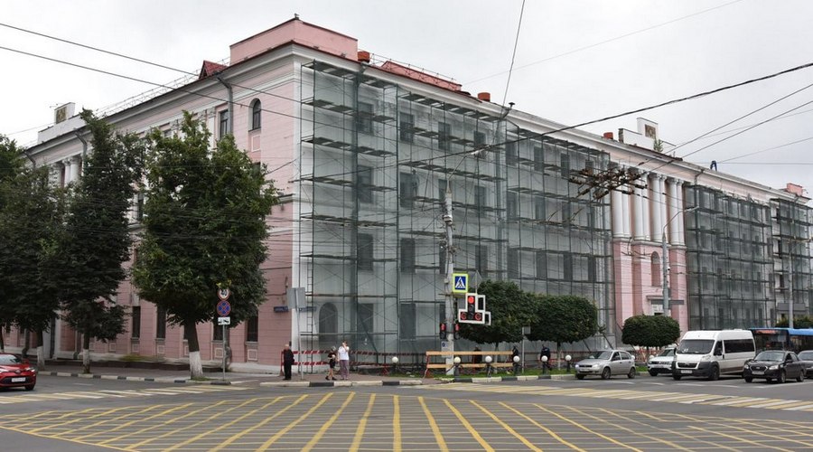 В Брянске при строительстве филиала Сеченовского университета трудятся 150 рабочих