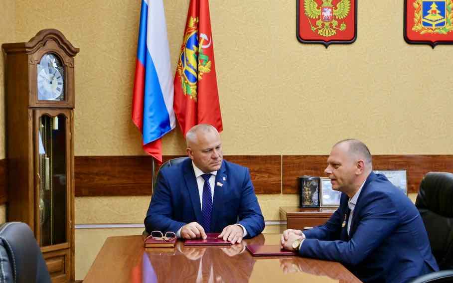 Валентин Суббот обсудил транспортную безопасность с начальником транспортной полиции