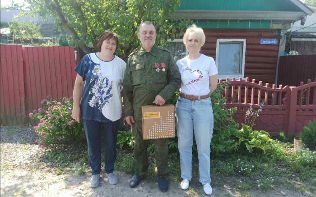 Ветеран СВО из Стародуба Брянской области получил умную трость