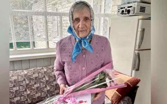 Жительница Дятьковского района принимала поздравления с 90-летием