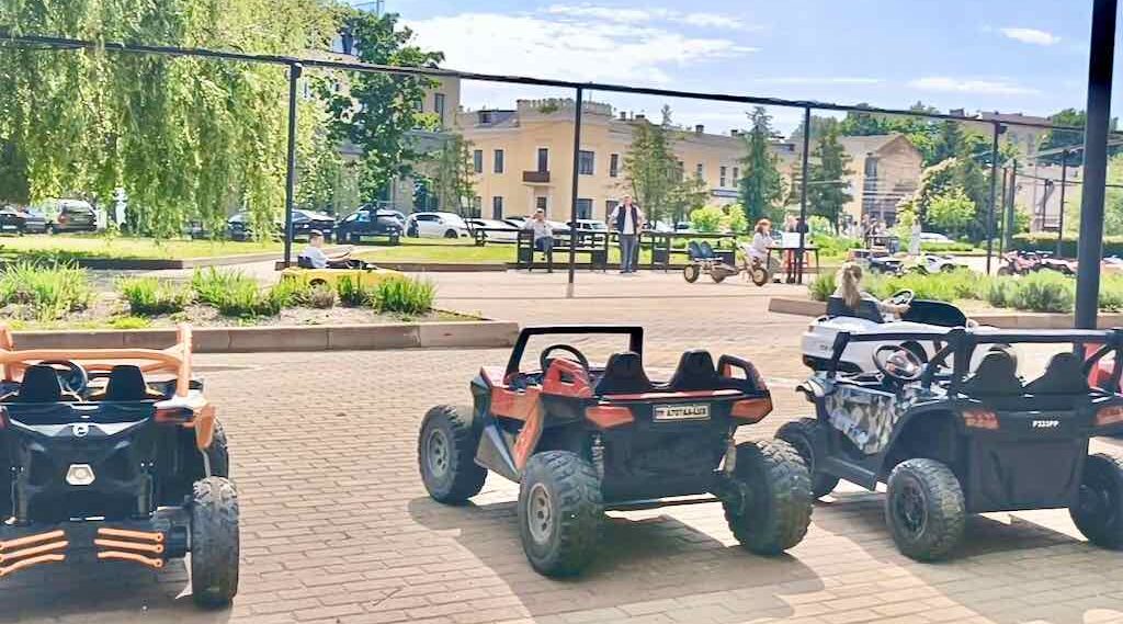 В Брянске изъяли детские электромобили за незаконный прокат