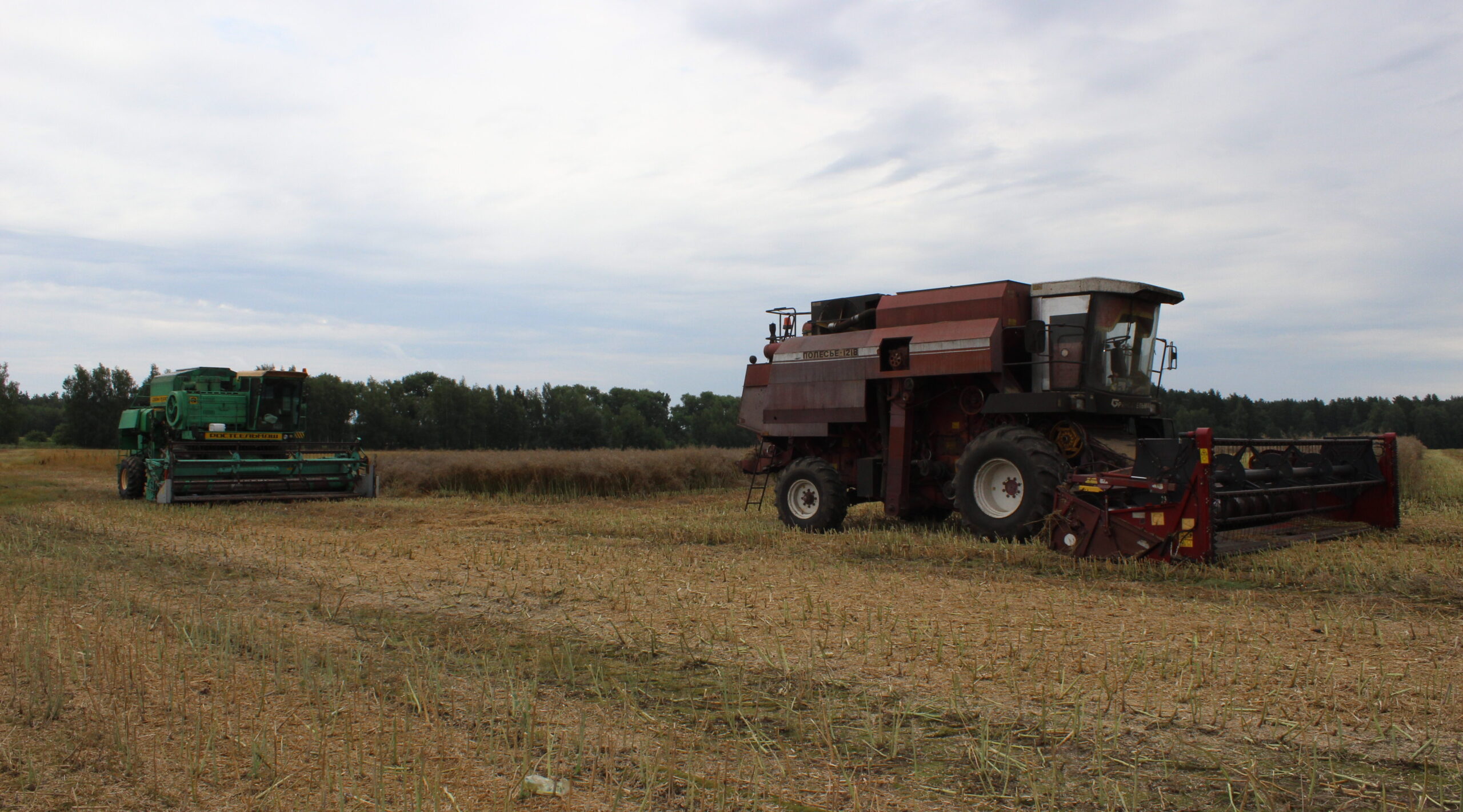 Сельские труженики Климовского района Брянской области быстрыми темпами собирают урожай