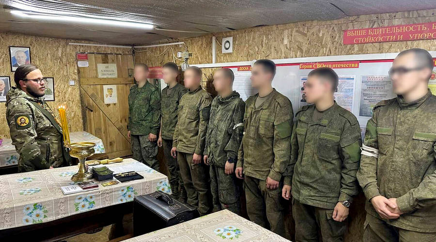 На Брянщине бойцы группировки «Север» получили поддержку священнослужителя из Навли