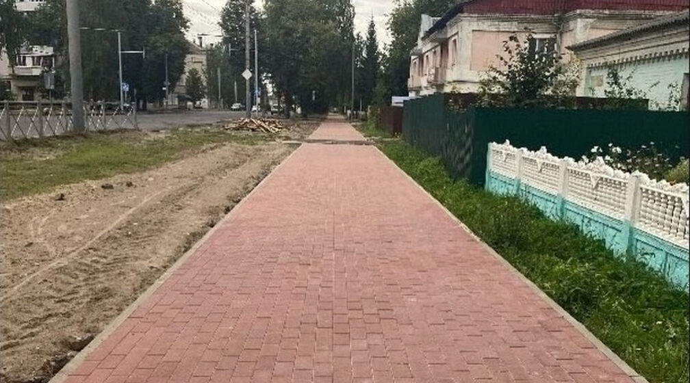 В Брянске продолжают капремонт дороги по улице 22 Съезда КПСС