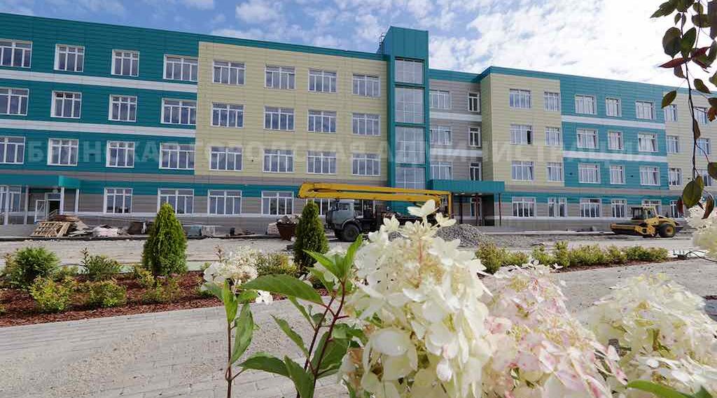 В Брянске построили пять новых школ на 6100 мест