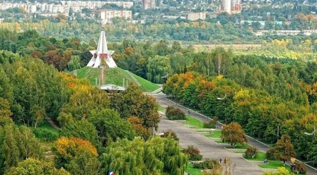 «Единороссы» поздравили жителей Брянска с Днём города