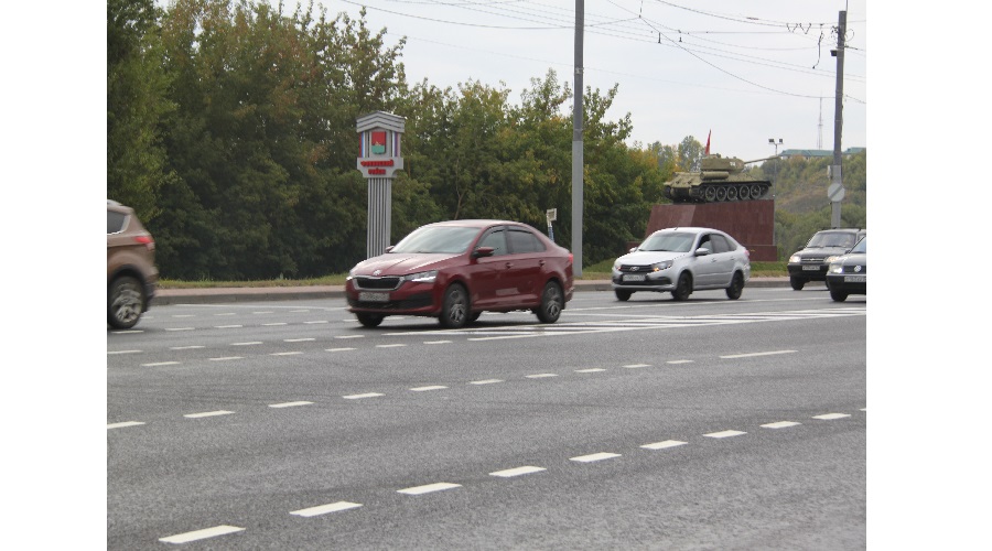 В Брянской области завершается обновление участков дорог, названных в честь героев и событий ВОВ