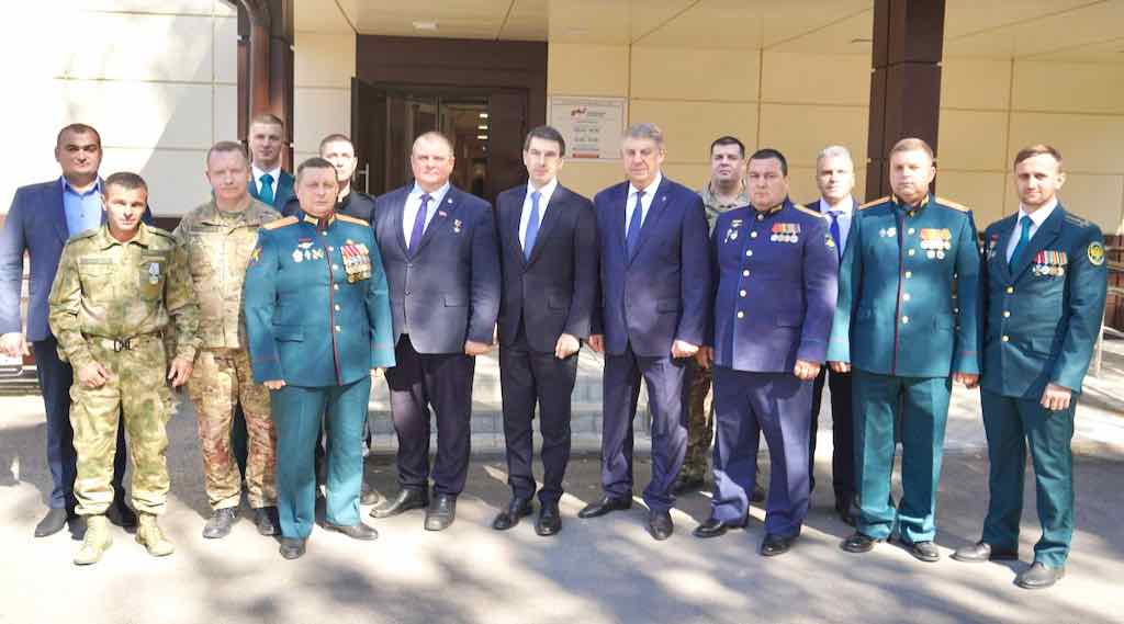 Участники проекта «Брянские Герои» планируют карьеру в органах власти