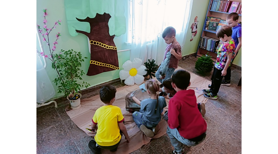 Брянские библиотекари провели экологический десант для юных читателей