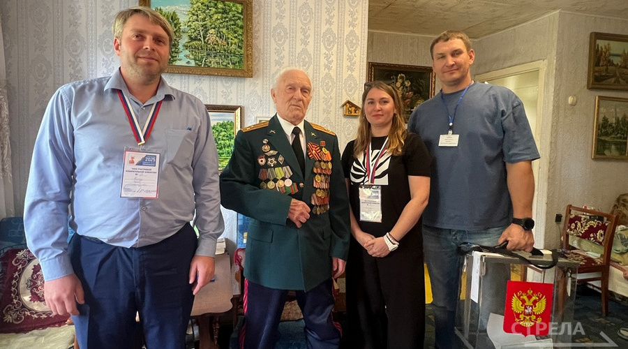 В Брянске проголосовал ветеран Великой Отечественной войны Николай Редикульцев