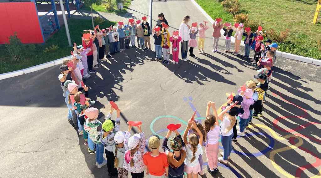 Брянские дошкольные работники отмечают профессиональный праздник