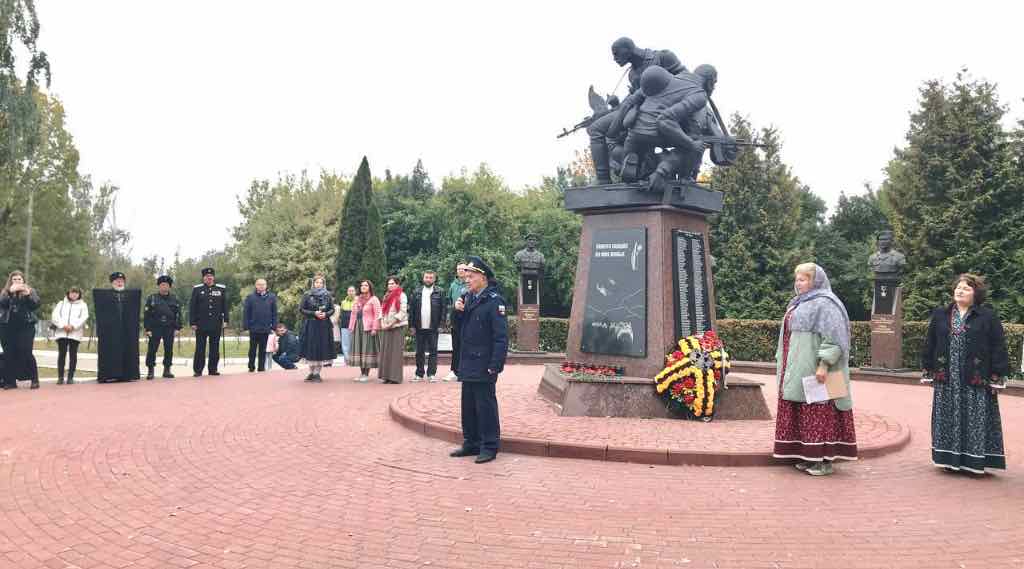 В Брянске проходит фестиваль казачьей культуры «Слетье»