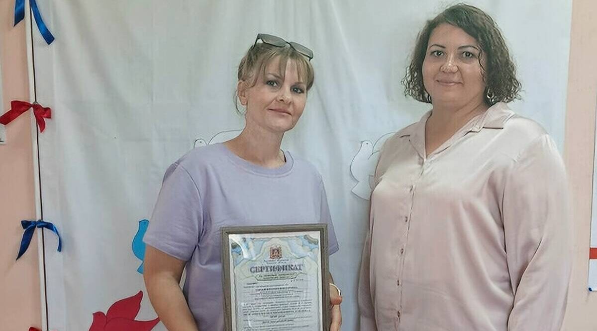 В Комаричах многодетная семья получила сертификат на материнский капитал