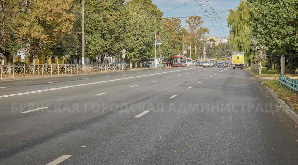 В Брянске завершили капремонт улицы Красноармейской