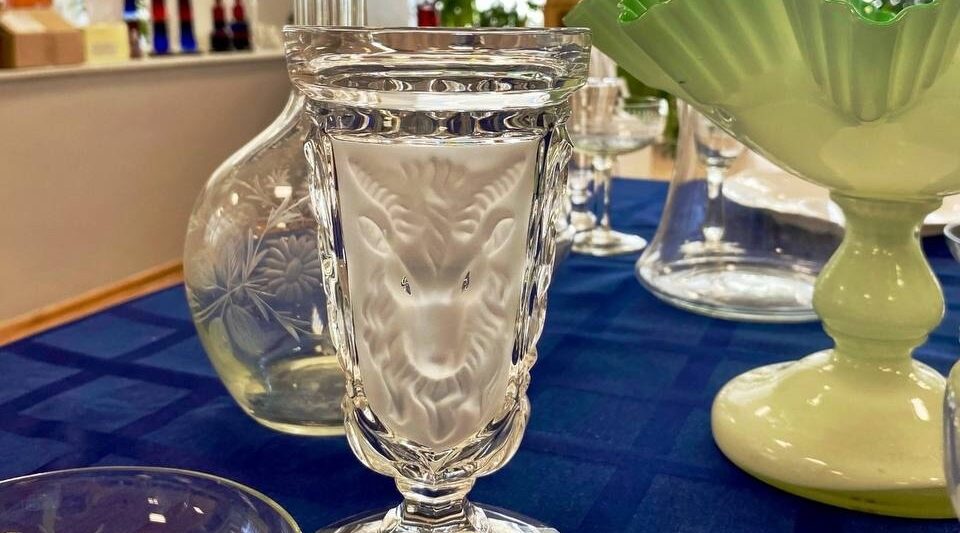 В Красном Роге открылась выставка «Традиции столового этикета»