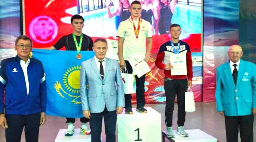 Брянец Максим Подтыкайлов выиграл золото Кубка мира