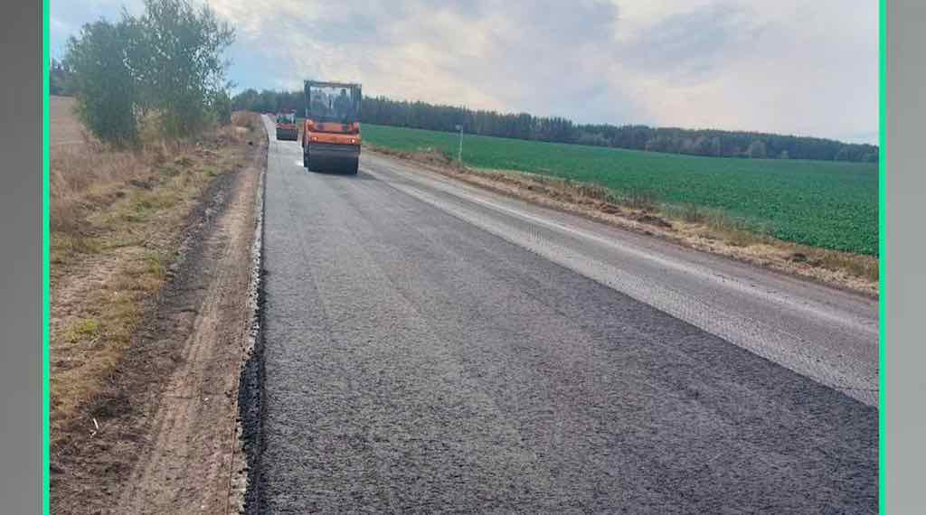 В Брянской области ремонтируют дорогу Смотрова Буда — Климово