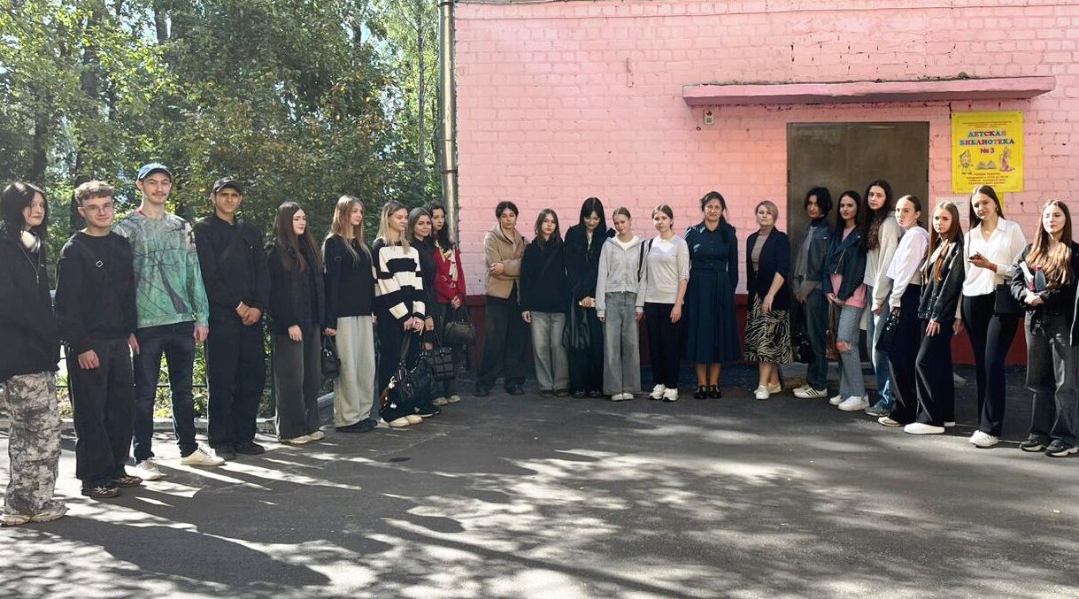 В Детской библиотеке № 3 Брянска прошел литературный час «Край родной в стихах и прозе»