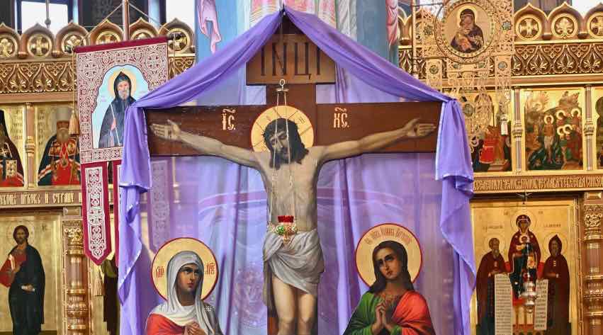 Брянские верующие отмечают Воздвижение Креста Господня