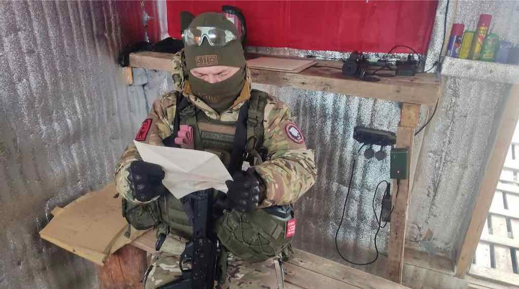 Бойцы «БАРСа» поблагодарили брянских детей за письма