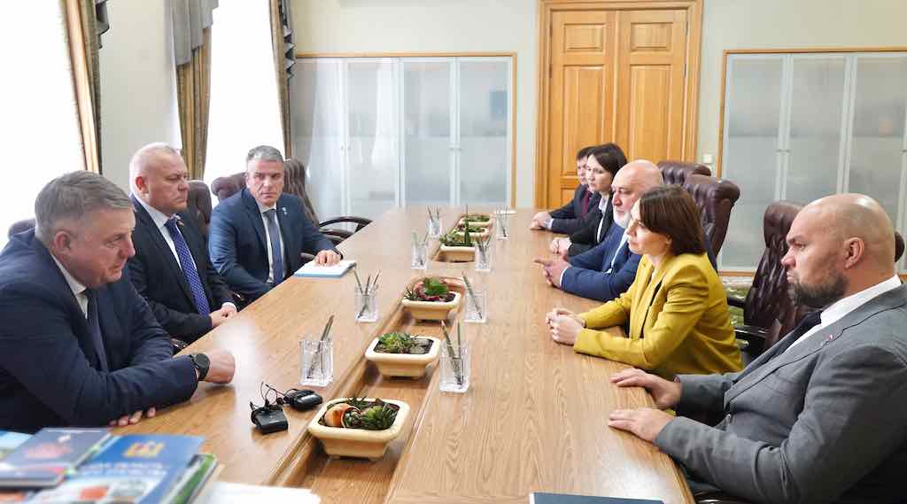 В Брянске работает всероссийский форум молодых аграриев