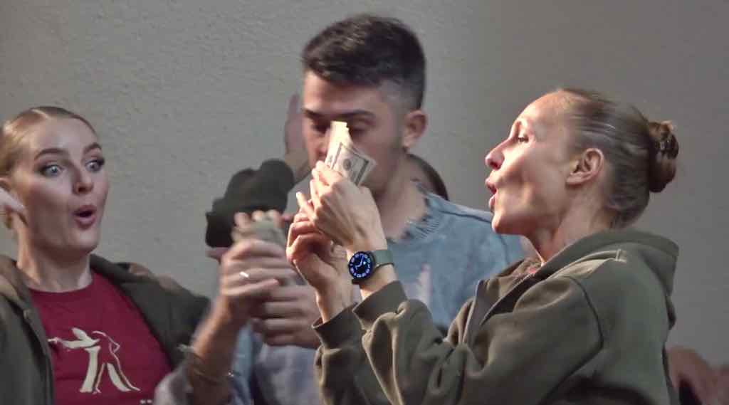 В Брянской филармонии готовят премьеру «Цветок душистых прерий»