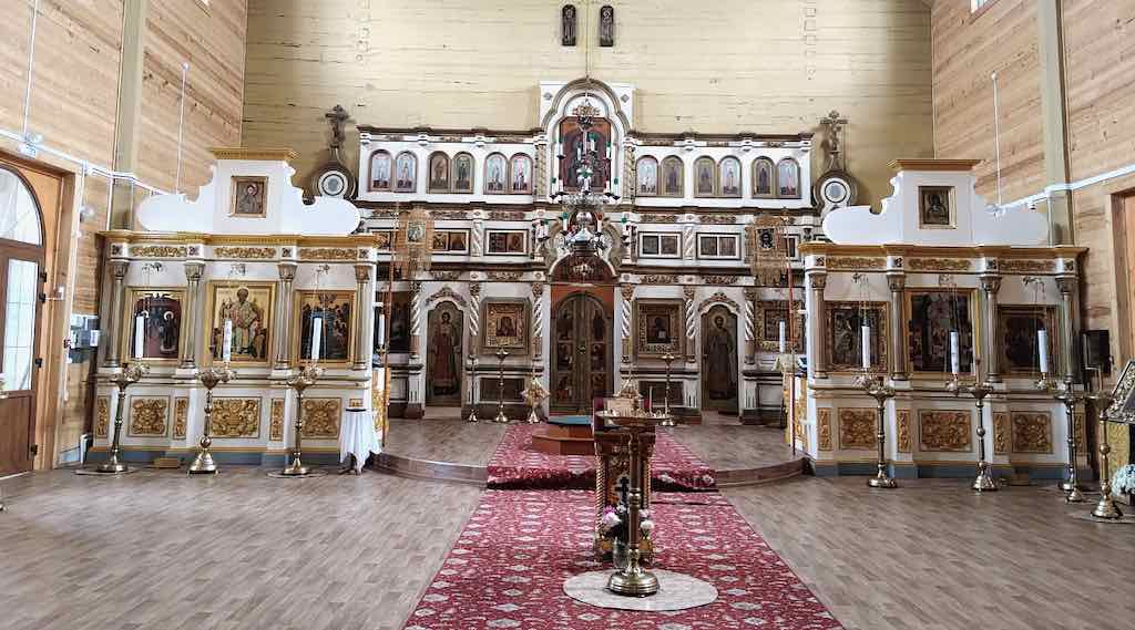 В Новозыбкове реставрируют уникальный деревянный храм