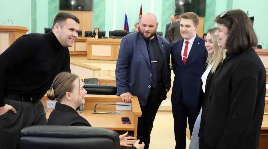 Молодые парламентарии Брянской области обсудили патриотизм