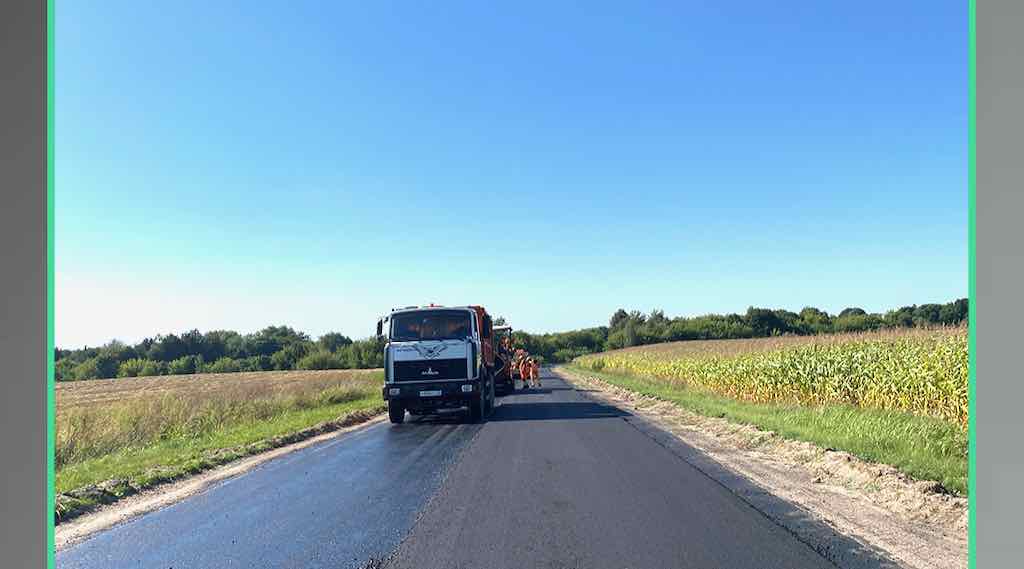 В Стародубском округе ремонтируют дорогу по нацпроекту