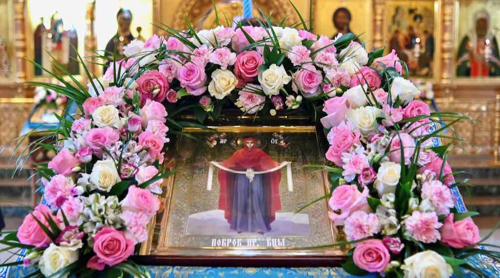 Брянские верующие отмечают праздник Покрова