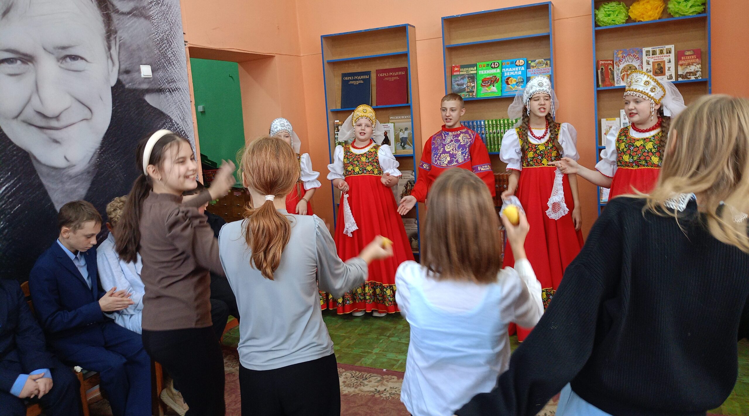 «Теплый свет Покрова» в библиотеке