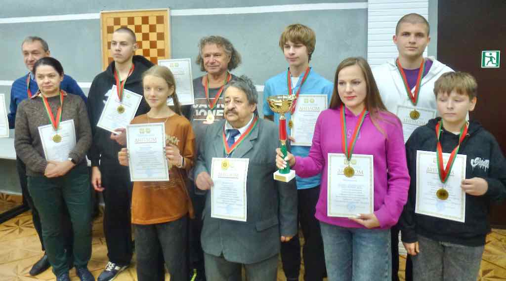 Брянские шахматисты и шашисты победили в матче «Дружба»