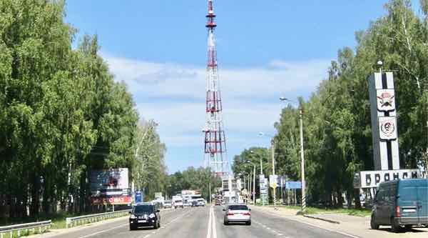 Брянская телебашня поздравит учителей световым шоу