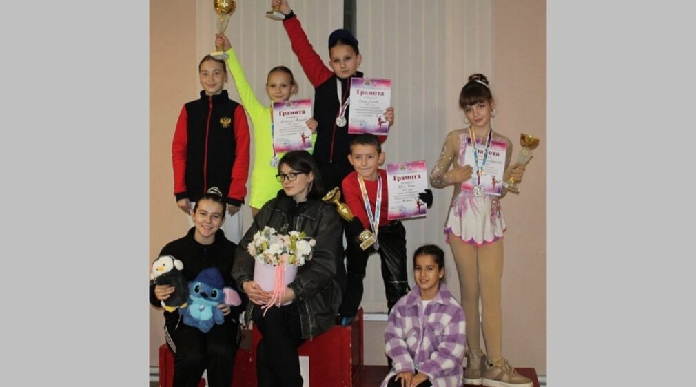 Стародубские фигуристы покорили лёд Жуковки